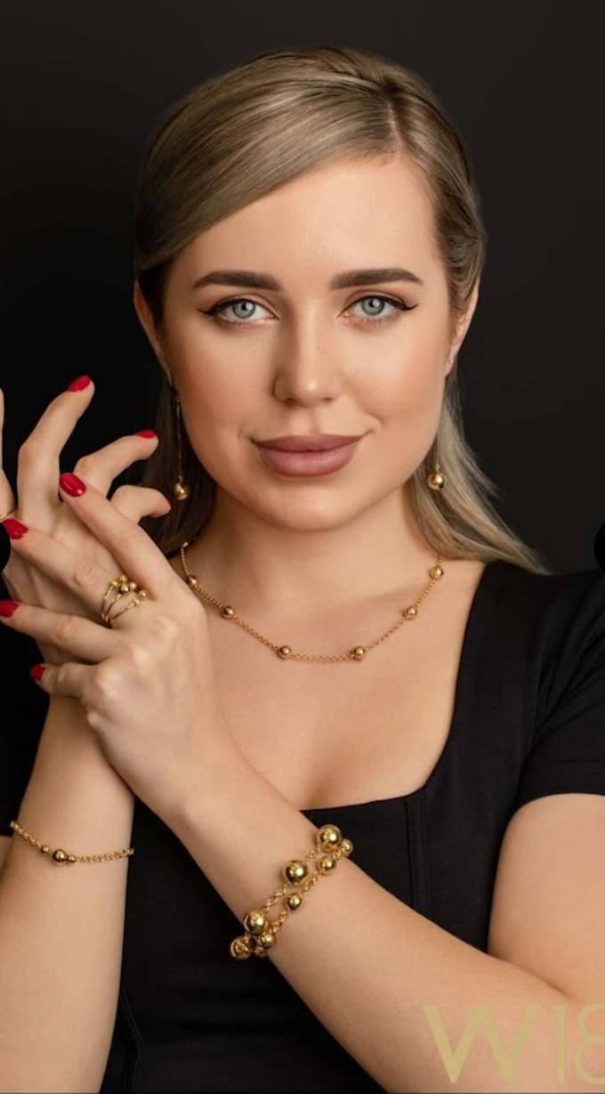 18k Miami gold jewelry